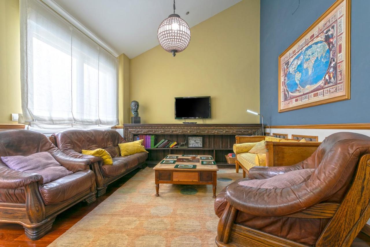 Las Mansiones De Constitucion Apartamentosmalagamanagement Экстерьер фото