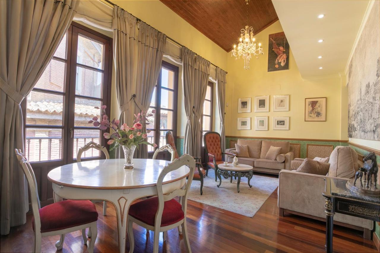 Las Mansiones De Constitucion Apartamentosmalagamanagement Экстерьер фото